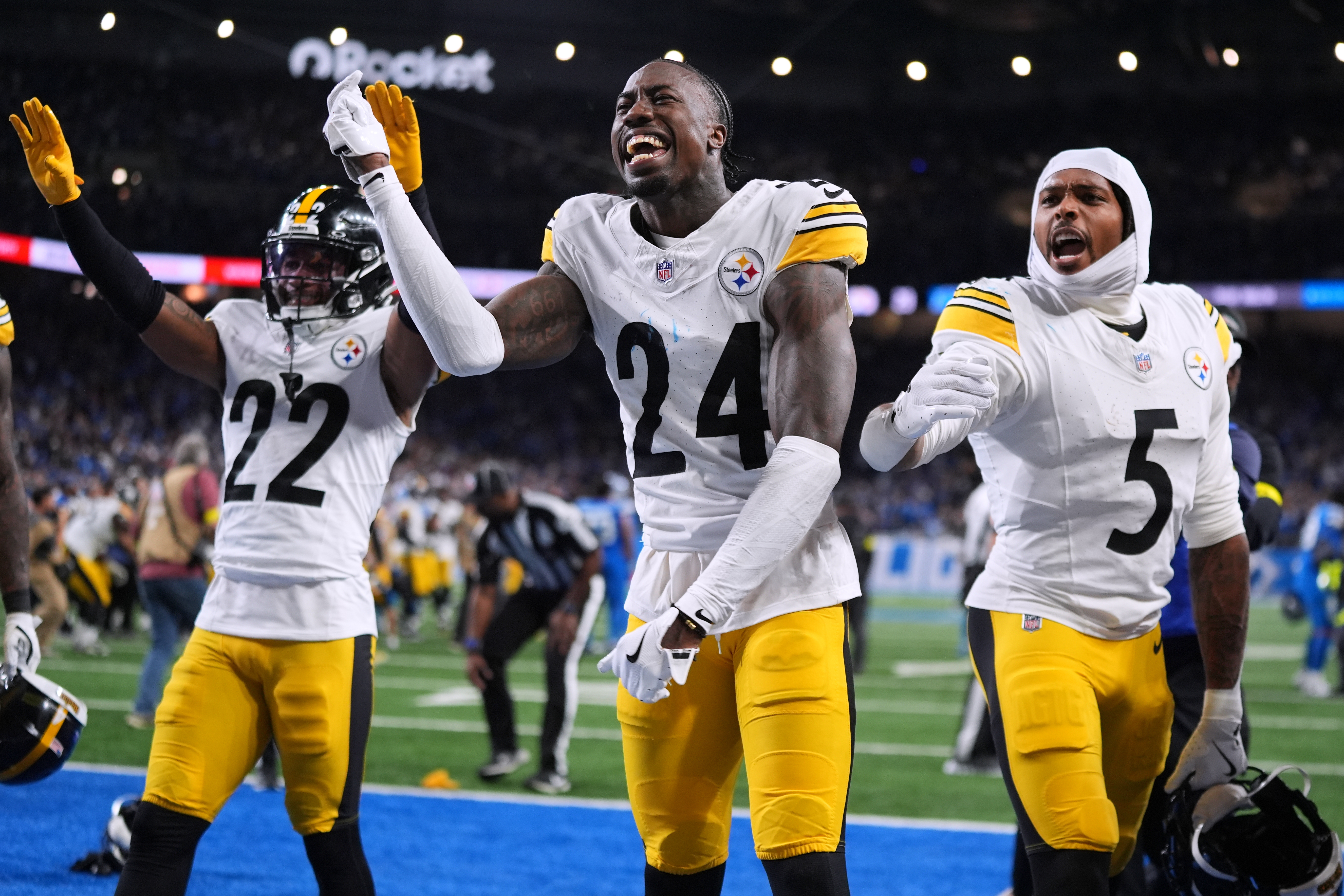 Steelers outlast Lions 29-24 in wild finish when penalty on St. Brown negates Goff's winning TD