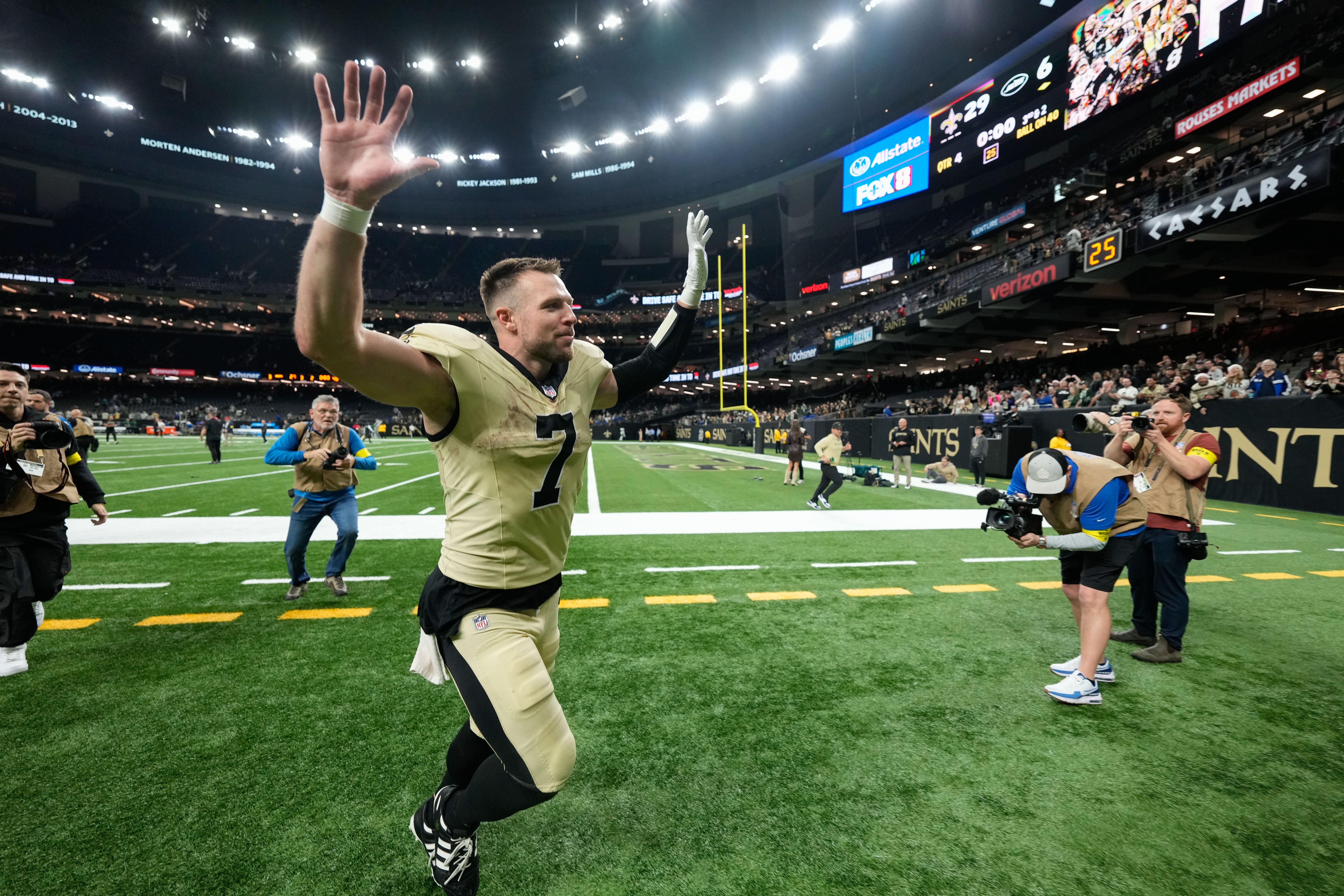 Locals in the NFL: An emotional Taysom Hill made NFL history in possibly final game in New Orleans