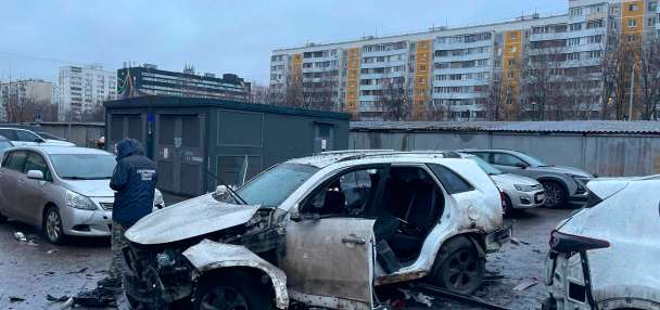 Top World story anchor