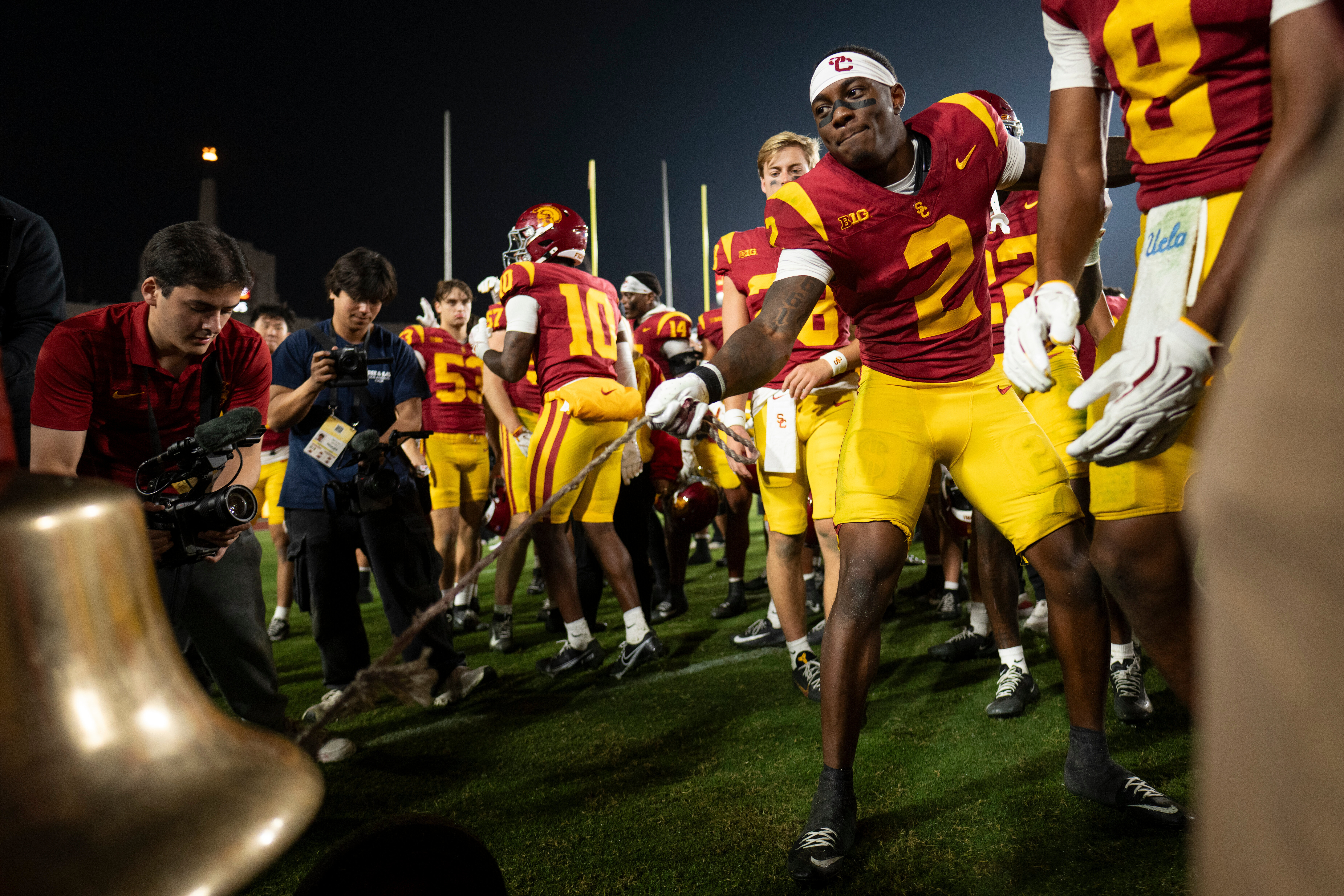 Notre Dame and USC pause their longstanding rivalry, Fighting Irish add BYU to 2026 schedule