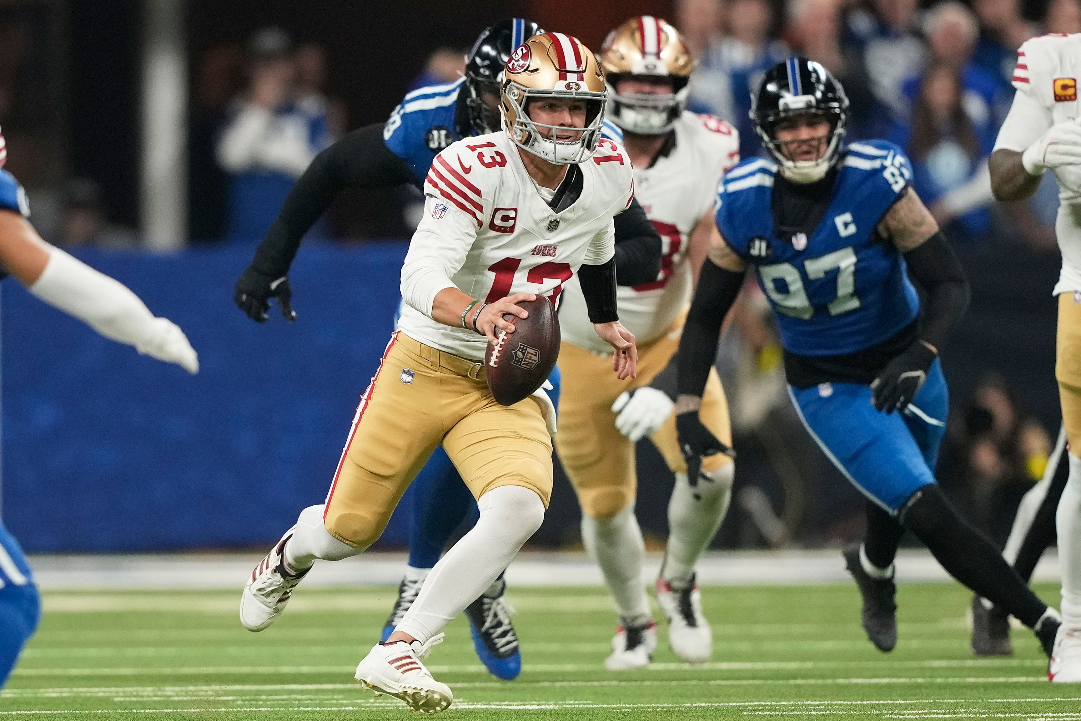 Brock Purdy throws career high 5 TD passes and leads 49ers to 5th straight win, 48-27 over the Colts