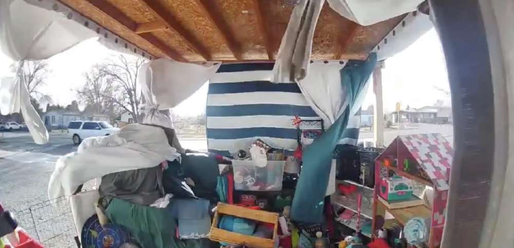 Grantsville porch pantry keeps hope and support afloat, despite recent winds