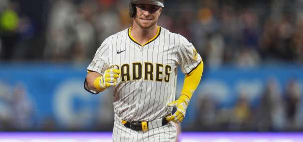 The Pirates have signed All-Star first baseman Ryan O'Hearn to a 2-year deal, AP source says