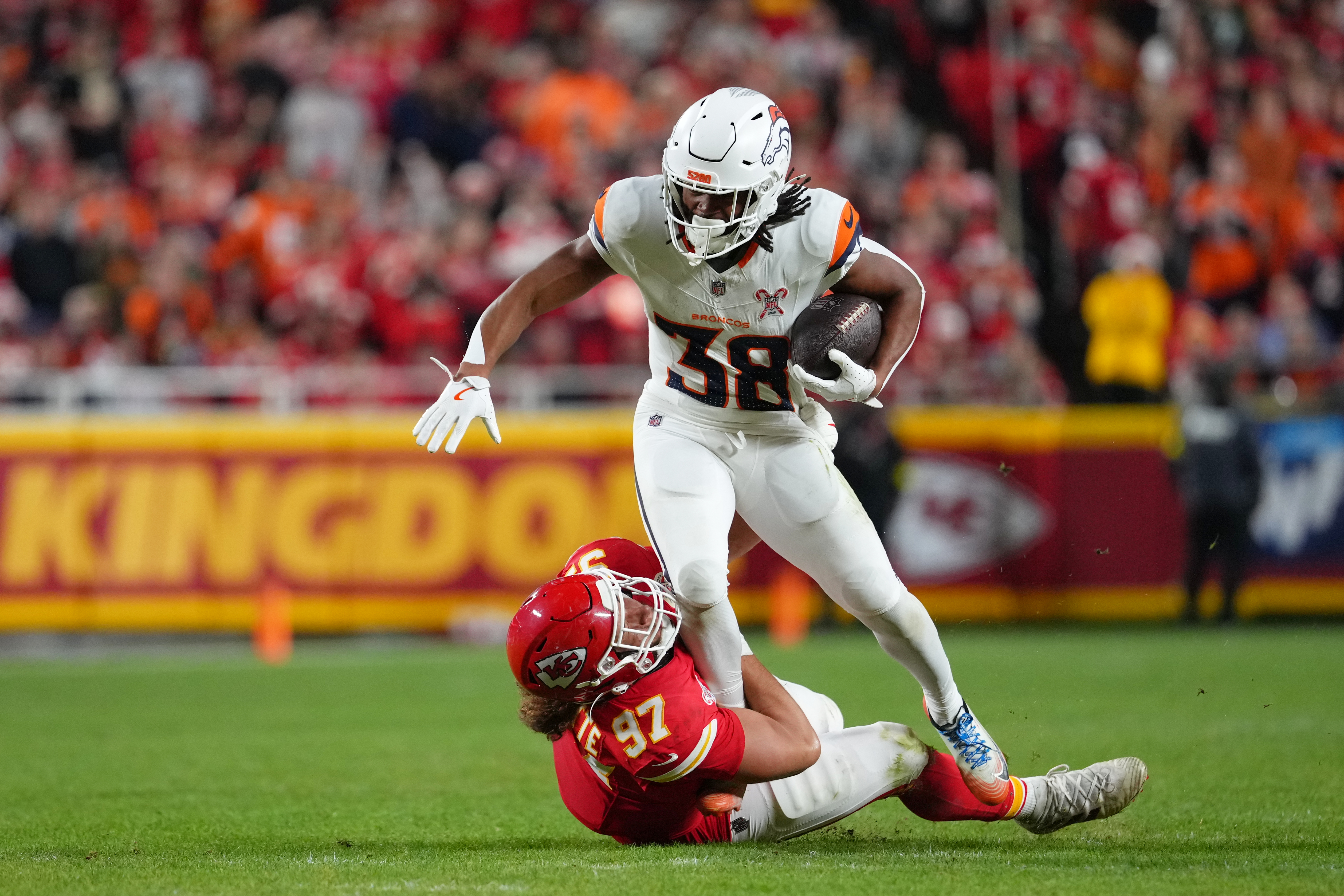 Nix's late TD pass and stand by Broncos defense finishes off 20-13 win over Chiefs