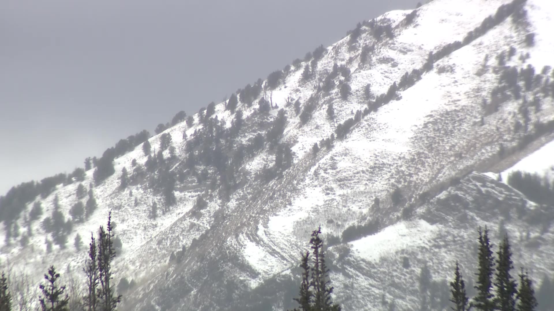 Low snow doesn't mean no avalanche risk, Utah experts say