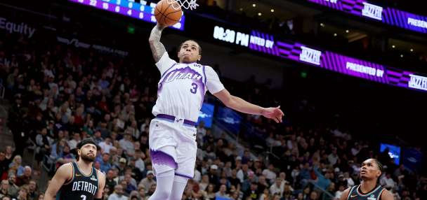 Top Sports story anchor