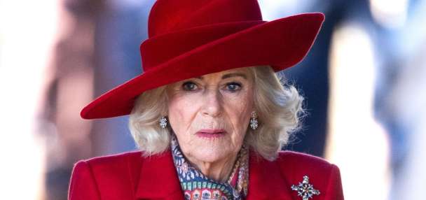 Top World story anchor