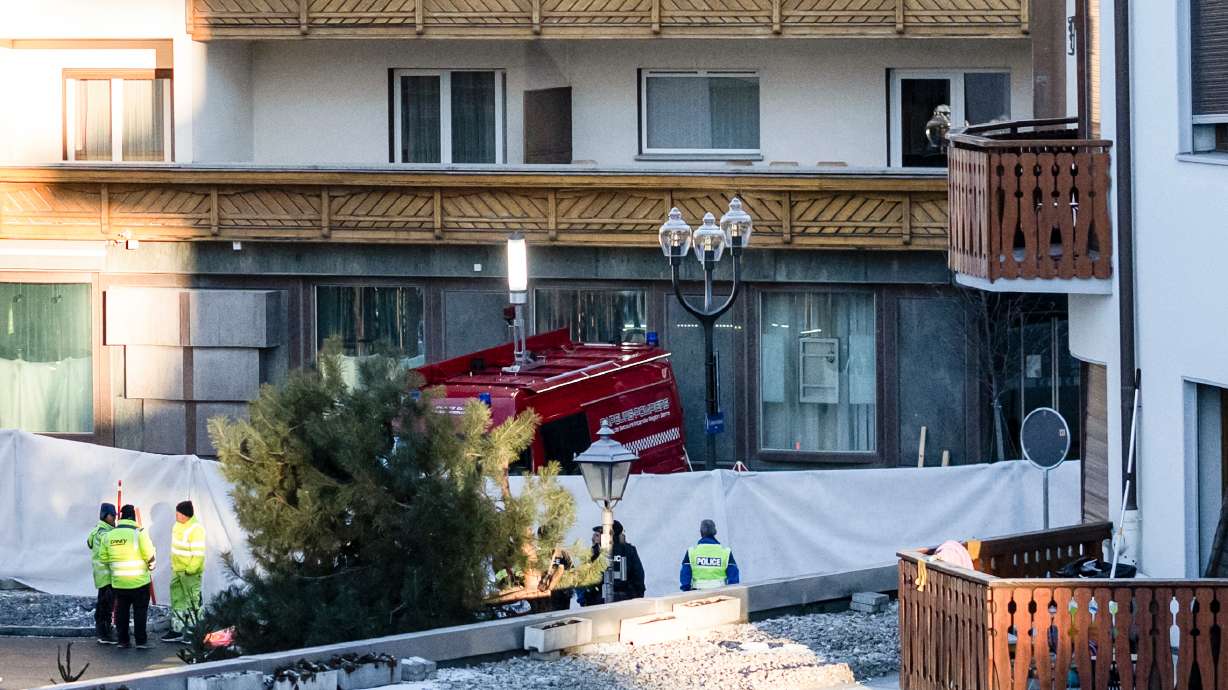 Deadly Fire at Swiss Alpine Resort Bar During New Year’s Eve Leaves Dozens Dead Deadly Fire at Swiss Alpine Resort Bar During New Year’s Eve Leaves Dozens Dead