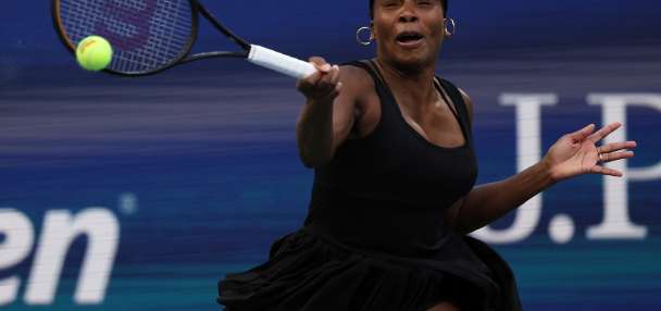 Venus Williams back at the Australian Open 5 years after her last appearance and 28 after her 1st