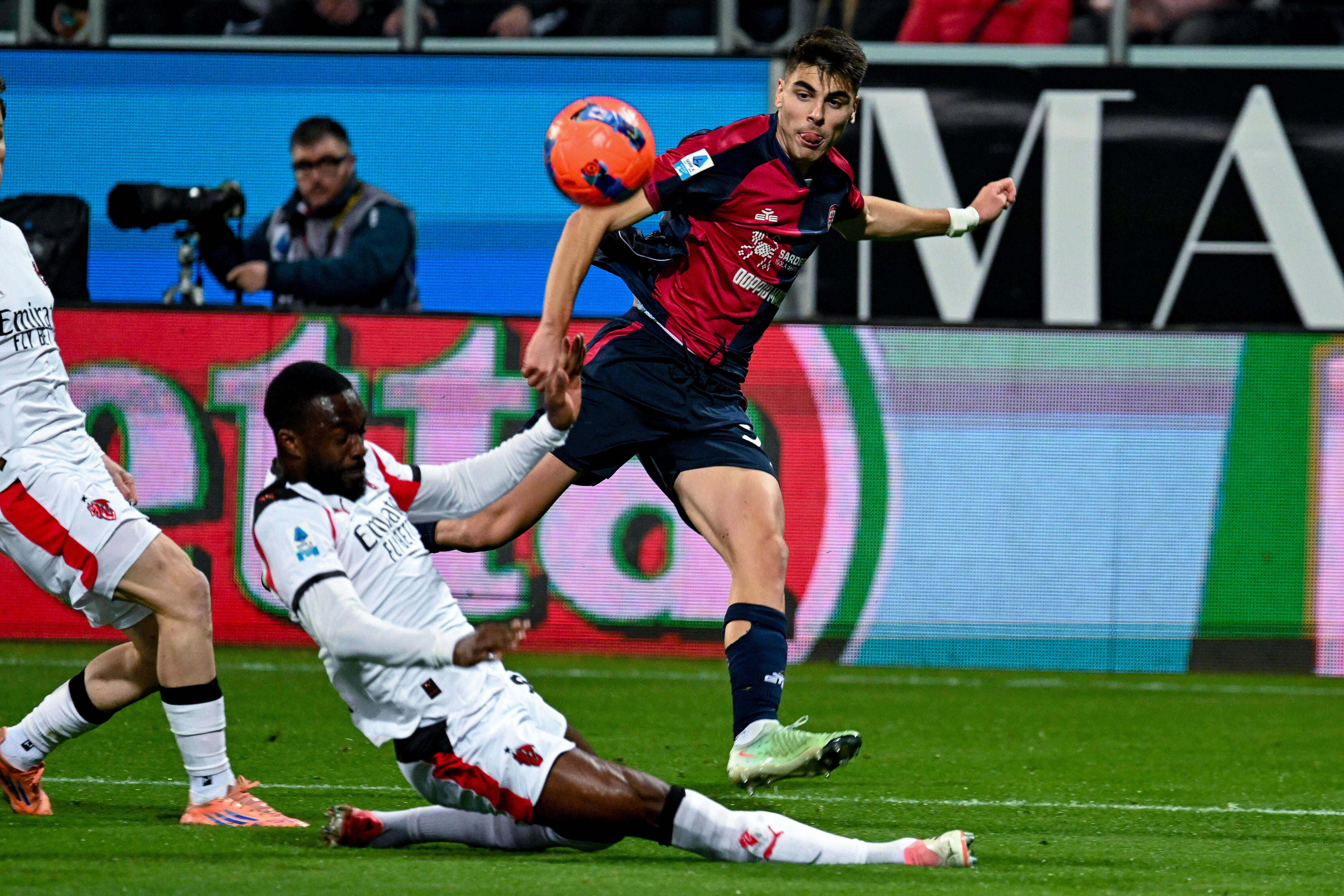 Cagliari's Adam Obert is seen in action during the Serie A soccer match between Cagliari and AC Milan in Cagliari, Friday, Jan. 2, 2026.