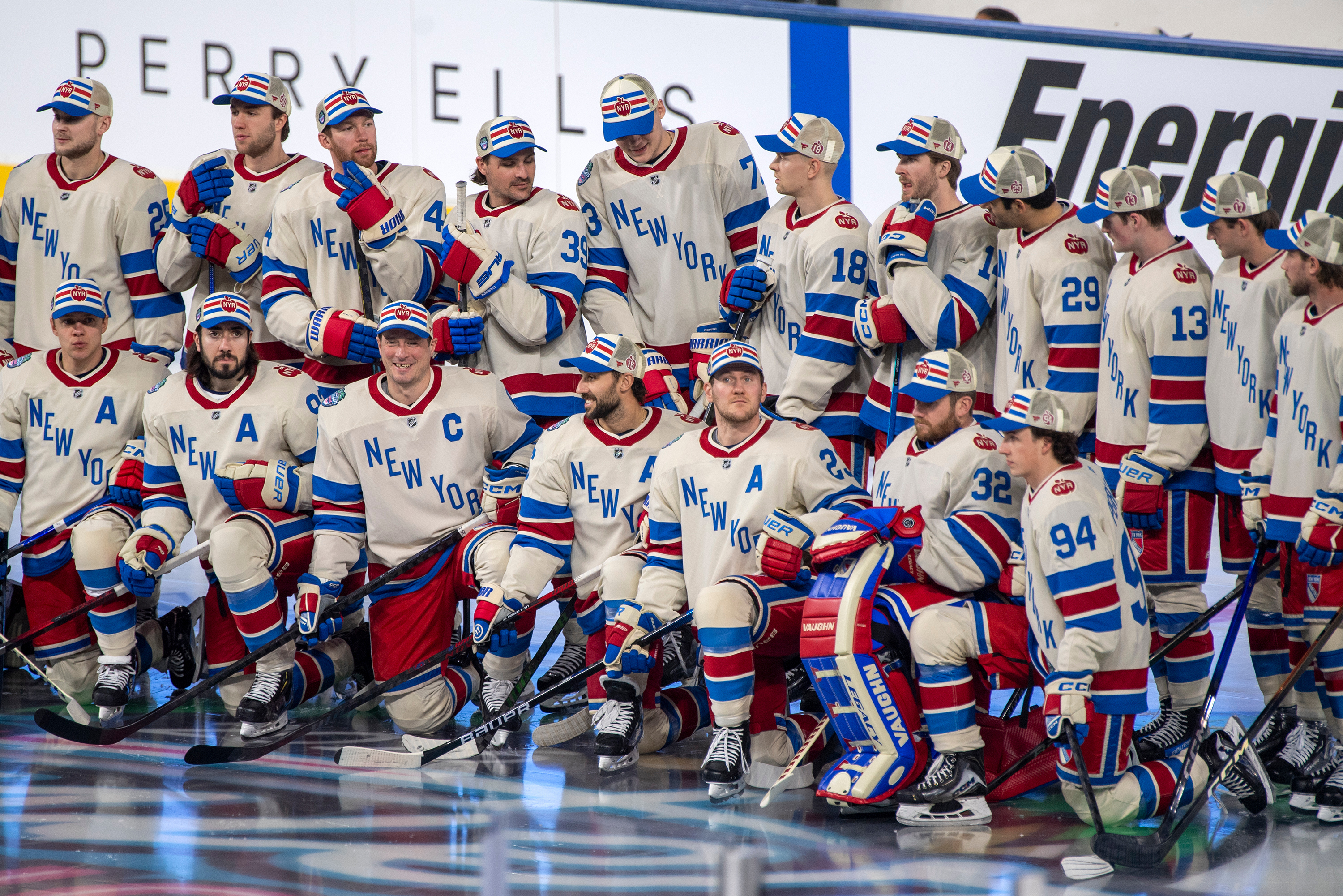 Florida Panthers and New York Rangers bring Miami Vice flair to Winter Classic