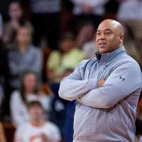 Notre Dame coach Micah Shrewsberry apologizes for actions after controversial call late in Cal loss
