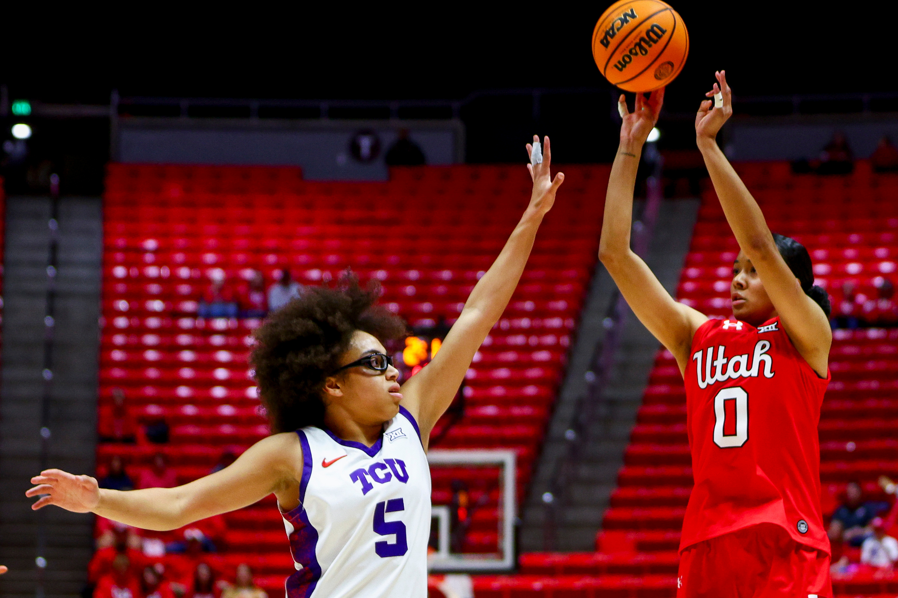 Lani White's clutch 3-pointers lift Utah to upset win over No. 8 TCU
