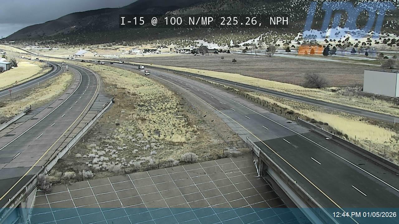 Crashes close southbound I-15 near Nephi, UHP says
