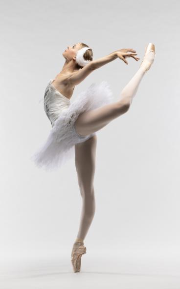 Dancing through life: How one Utah teen balances ballet and academics