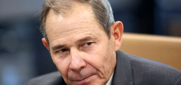 Utah GOP senator criticizes Trump administration, calls for investigation into Minneapolis shooting