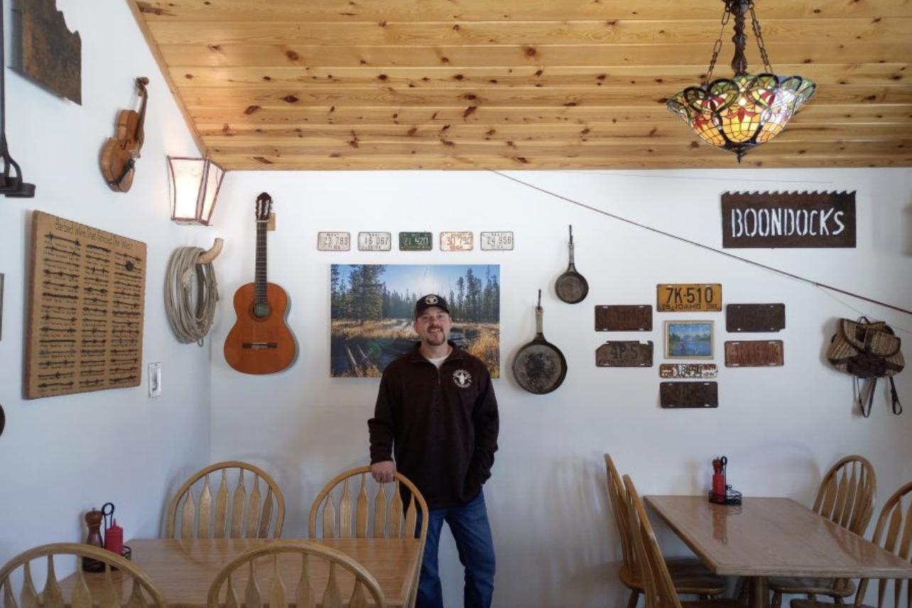 Beloved Island Park restaurant reopens under new management