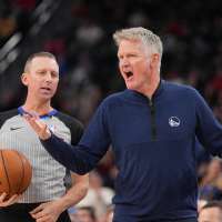 Steve Kerr's mom not happy with him for outburst leading to ejection