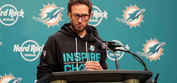 Dolphins fire Mike McDaniel after 7-10 season in which Miami missed playoffs for a 2nd straight year