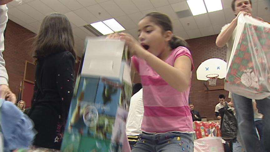 Christmas comes early at one Salt Lake City school