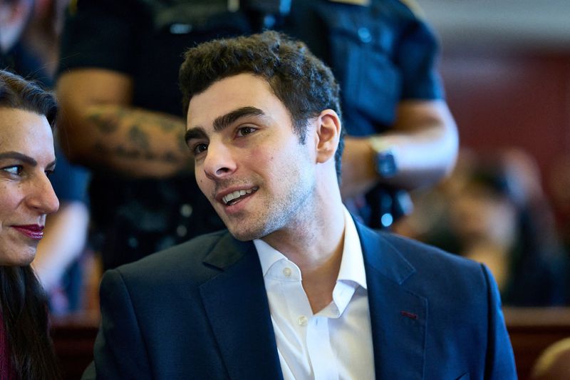 Mangione, accused of killing health insurance CEO, fights death penalty charge in court