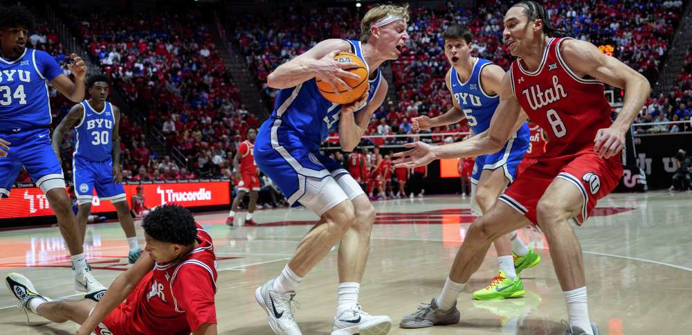Saunders goes for 24 as No. 9 BYU holds off rival Utah for first road rivalry win since 2021