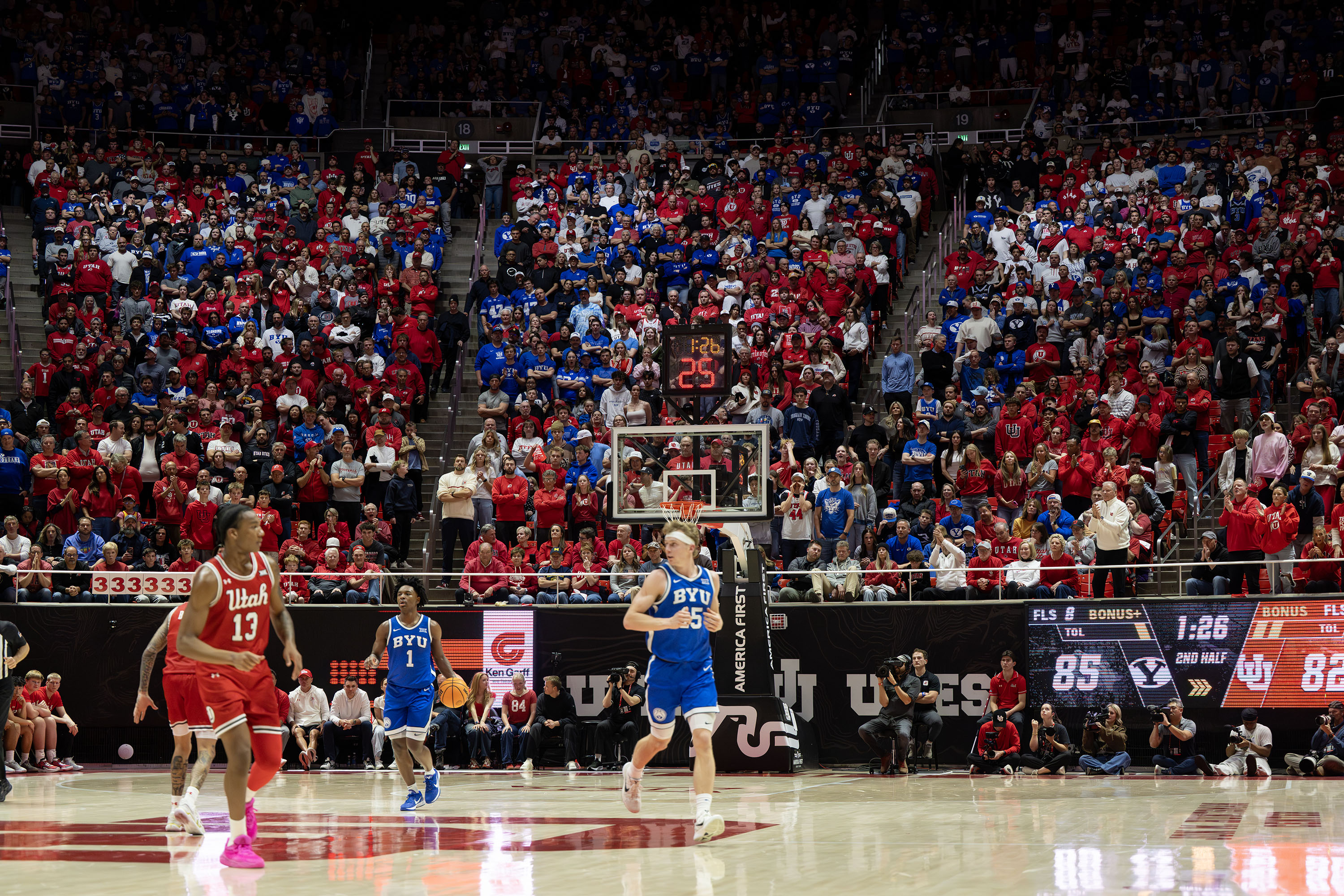 A sold-out Huntsman Center crowd is 'just different' for Runnin' Utes efforts