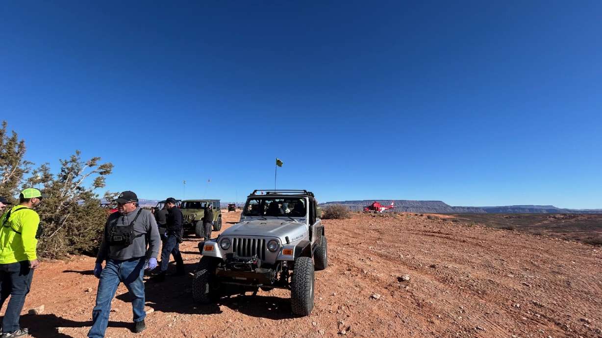 Search and rescue crews on Monday responded to an area near Sand Mountain in Washington County after two side-by-sides collided, leaving several people injured.
