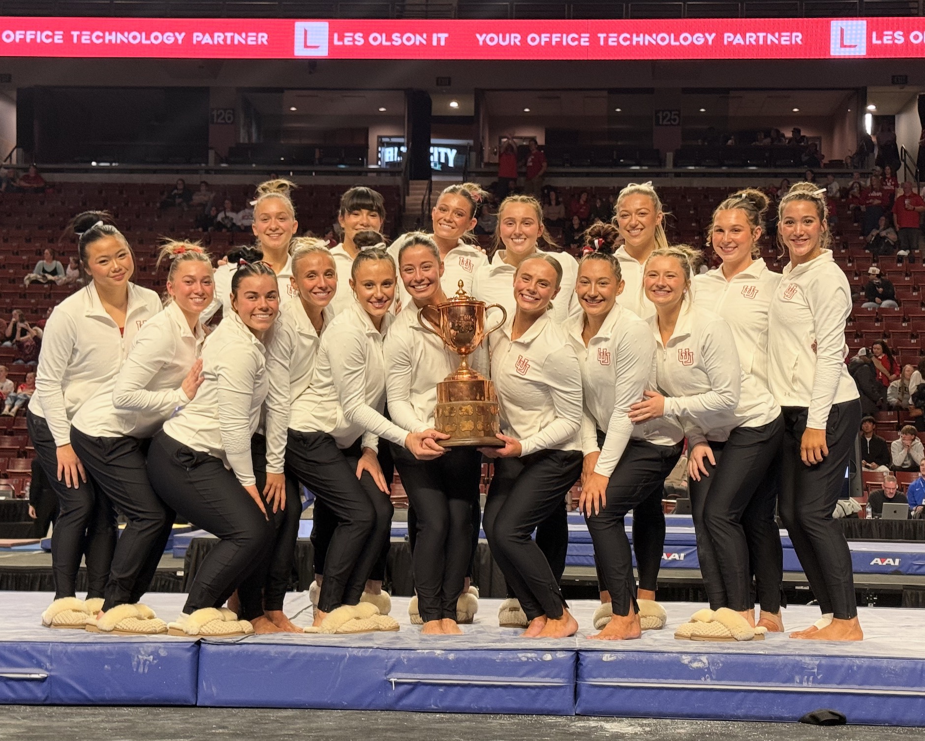 Red Rocks bounce back, earn season-high score to win 'Best of Utah' meet