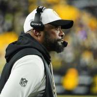 Mike Tomlin and the Steelers face familiar questions after their latest early playoff exit