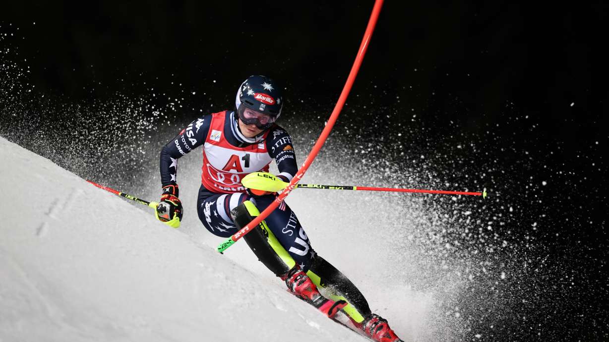 United States' Mikaela Shiffrin speeds down the course during an alpine ski, women¥s World Cup slalom, in Flachau, Austria, Tuesday, Jan. 13, 2026.