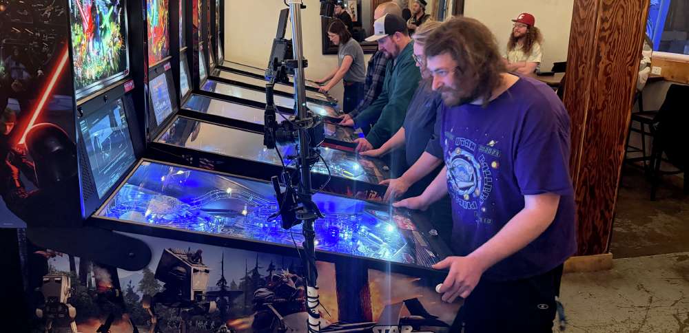 Utah pinballers have a flipping good time with upcoming state championships