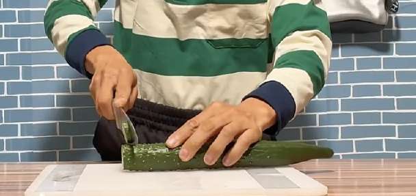 Have You Seen This? The curious case of the flying veggies