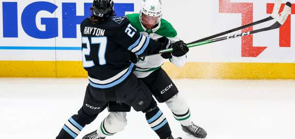 Mammoth end Stars' 15-game point streak with 6-3 road win