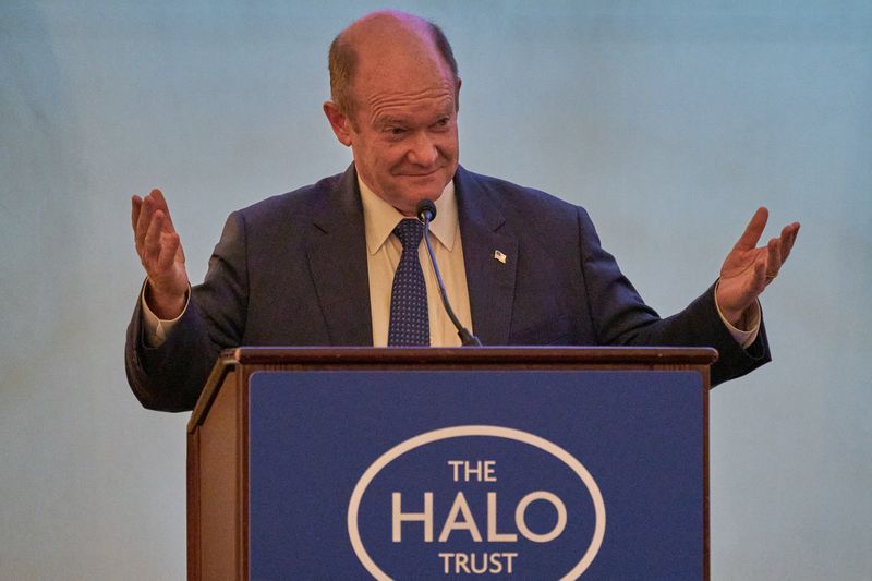 Top World story anchor