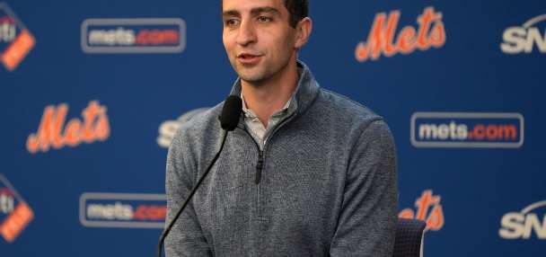 Bo Bichette and the New York Mets agree to a $126 million, 3-year contract, AP source says