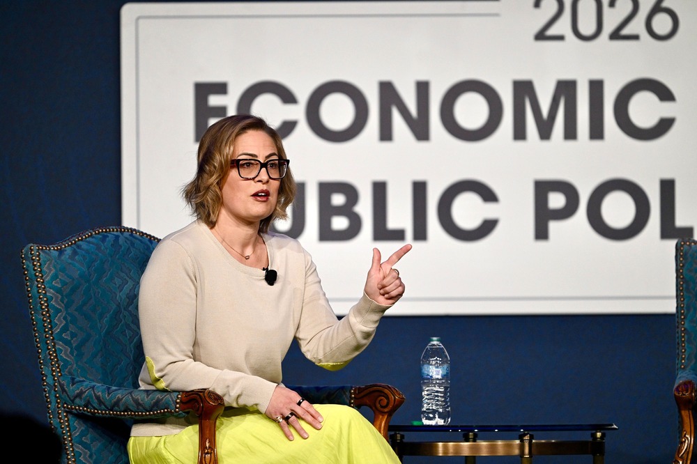 Disrupted by protesters, Kyrsten Sinema makes the case for disrupting politics with civility