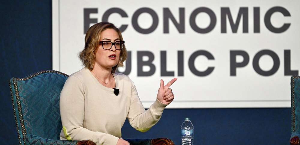 Disrupted by protesters, Kyrsten Sinema makes the case for disrupting politics with civility