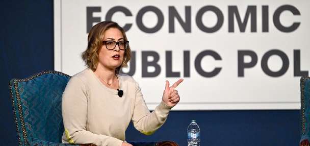 Disrupted by protesters, Kyrsten Sinema makes the case for disrupting politics with civility