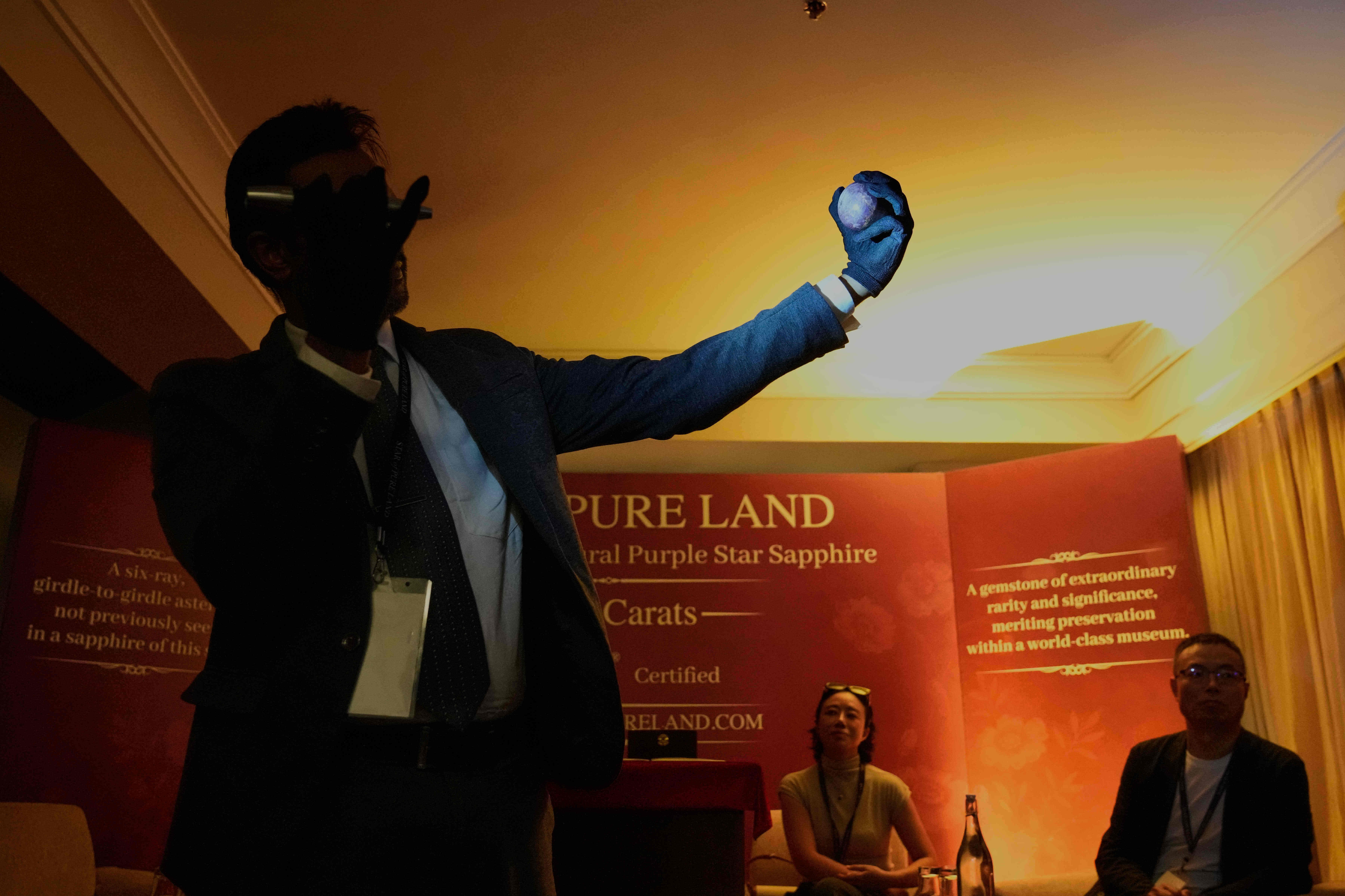 Top World story anchor