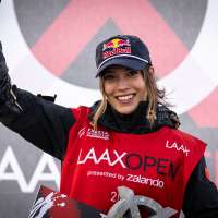 Gu warms up for Olympics by retaining her Laax ski slopestyle title despite crash