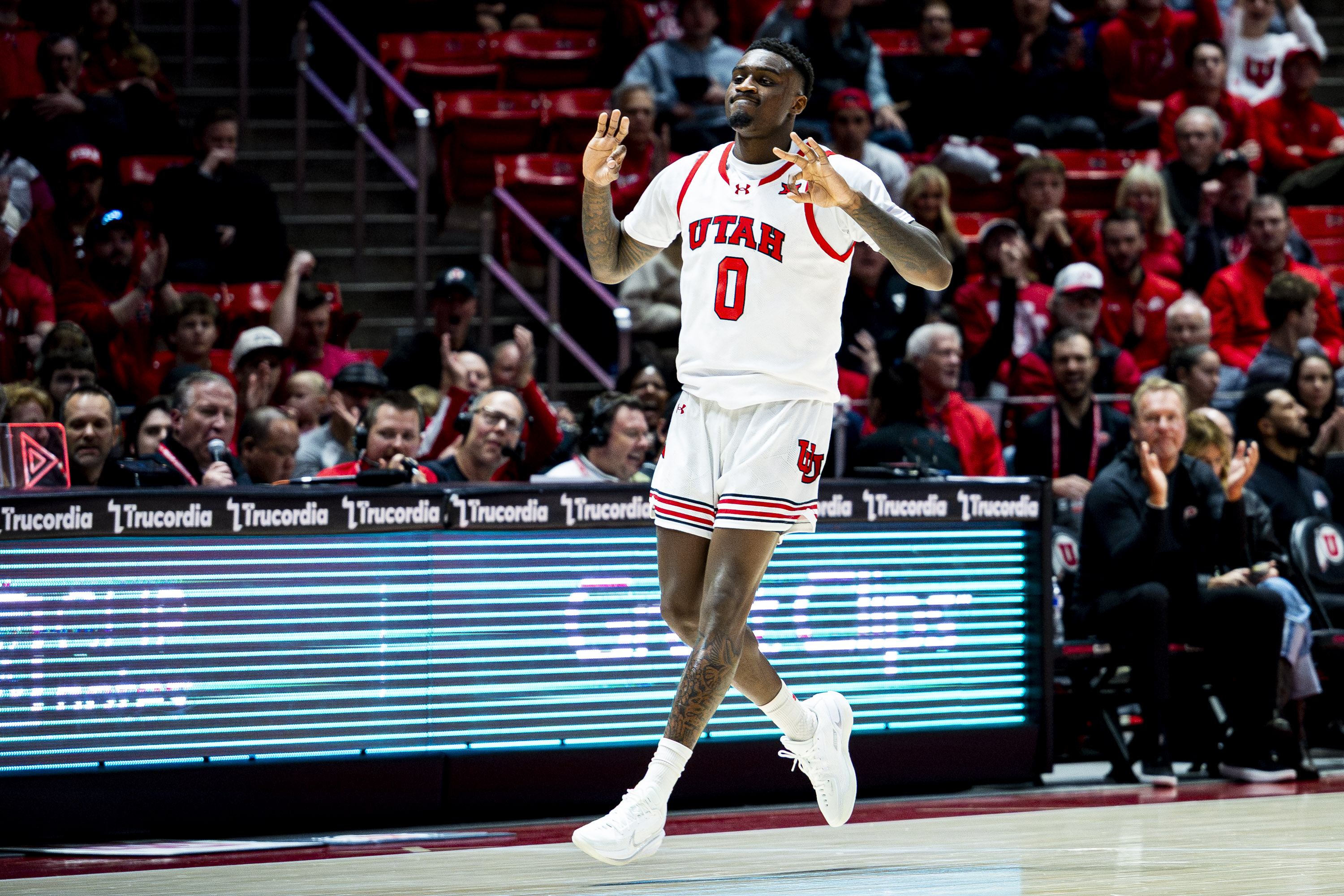 Runnin' Utes hold on to defeat West Virginia on the road to secure 2nd Big 12 win