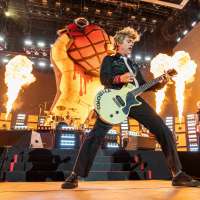 Green Day to open 60th Super Bowl with anniversary ceremony celebrating generations of MVPs