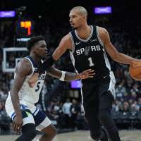 Edwards, Wembanyama enjoy another showdown between two of the West's best as Spurs top Timberwolves