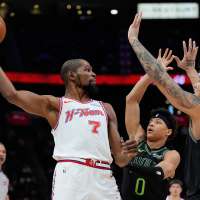 Durant moves past his 'idol,' Dirk Nowitzki, into 6th place on the NBA's career scoring list