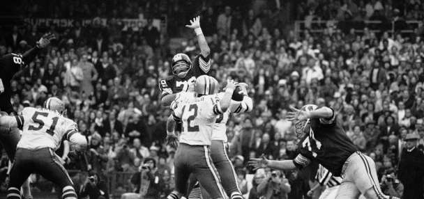 Stidham set to join Staubach, Reich and 4 other QBs to make first start of season in playoffs