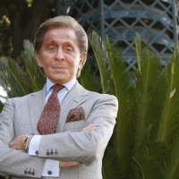 Valentino, fashion designer to the jet set, dies in Rome