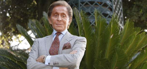 Valentino, fashion designer to the jet set, dies in Rome