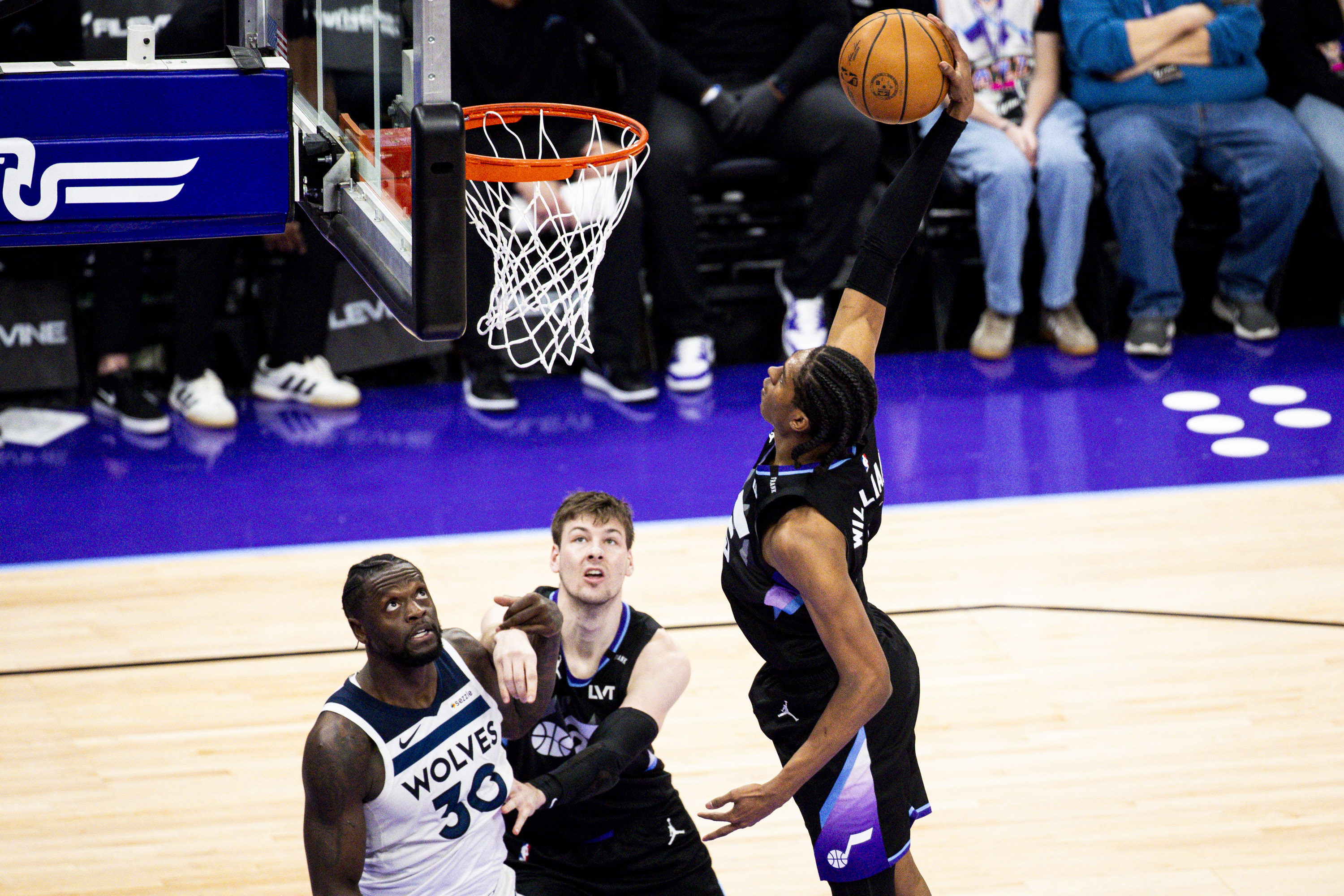 Reports: Utah Jazz trade Cody Williams, John Konchar to Minnesota