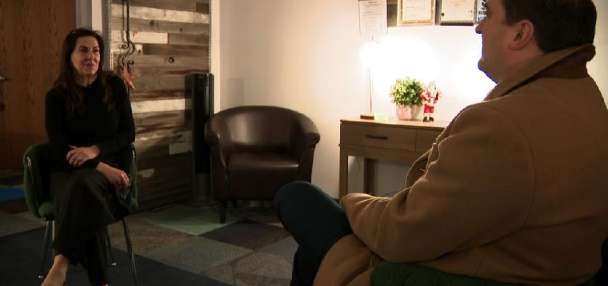 Makeup stickers burn MRI patient's face, who is responsible?